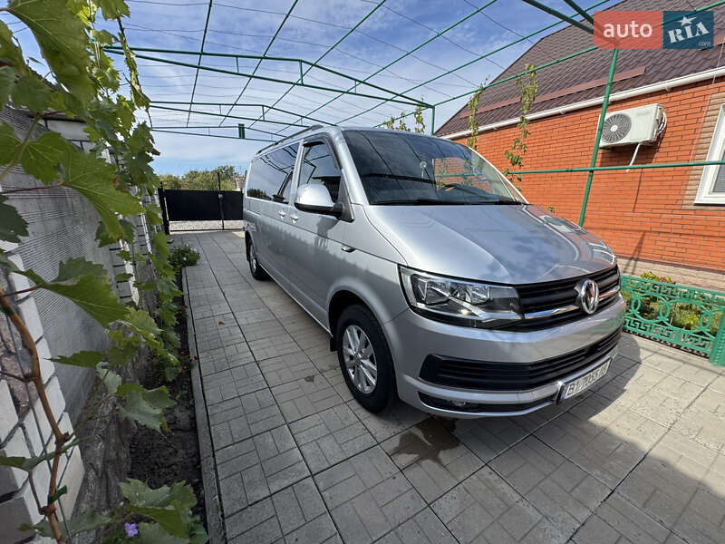 Минивэн Volkswagen Transporter 2017 в Полтаве