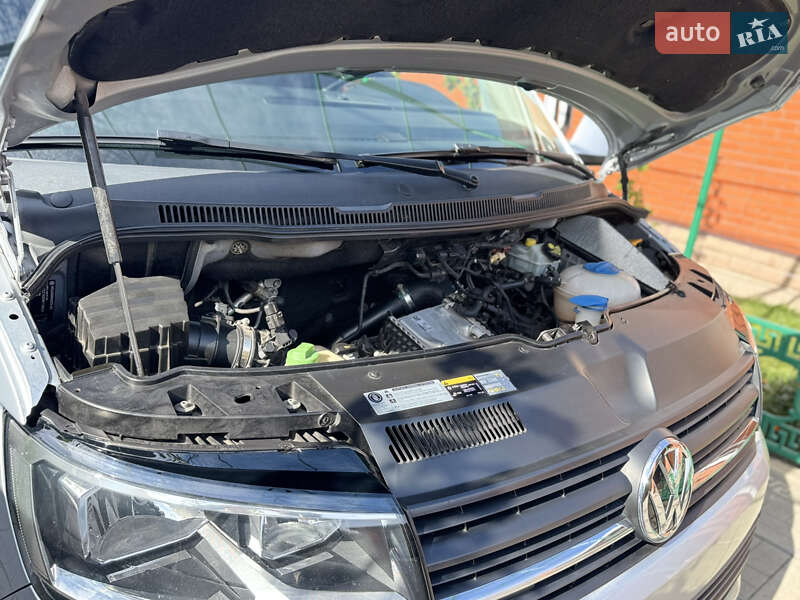 Минивэн Volkswagen Transporter 2017 в Полтаве