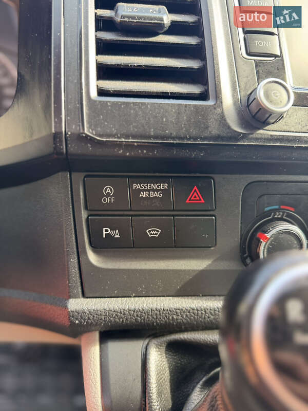 Минивэн Volkswagen Transporter 2017 в Полтаве