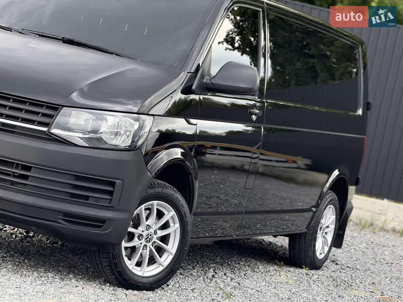 Грузовой фургон Volkswagen Transporter 2019 в Дрогобыче