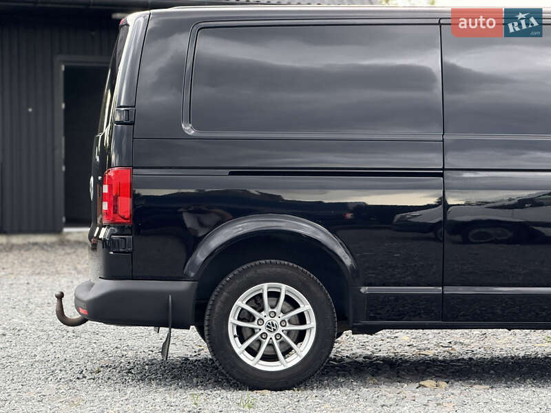 Грузовой фургон Volkswagen Transporter 2019 в Дрогобыче