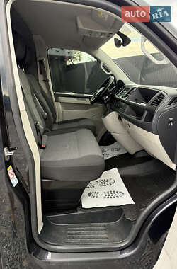 Грузовой фургон Volkswagen Transporter 2019 в 