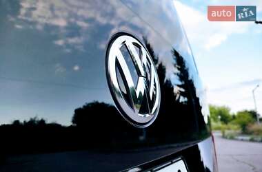 Минивэн Volkswagen Transporter 2019 в 