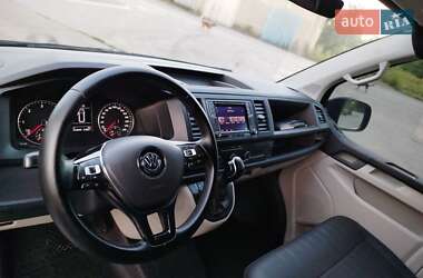 Минивэн Volkswagen Transporter 2019 в 