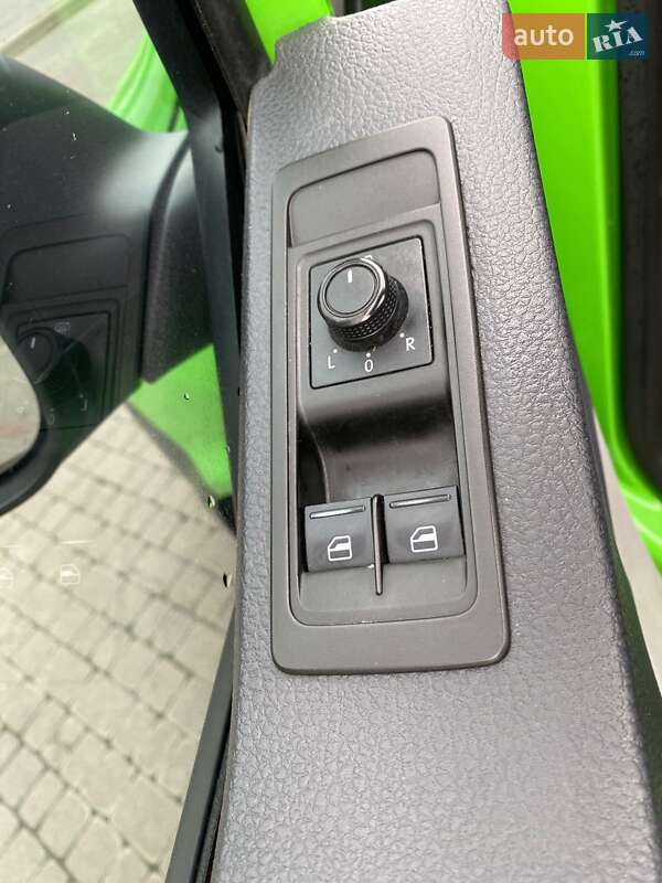 Минивэн Volkswagen Transporter 2015 в Ивано-Франковске