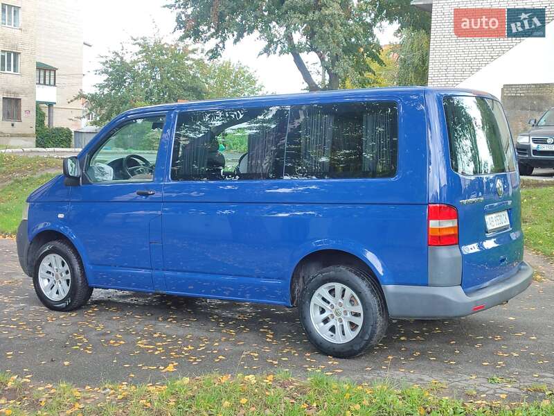 Минивэн Volkswagen Transporter 2006 в Виннице