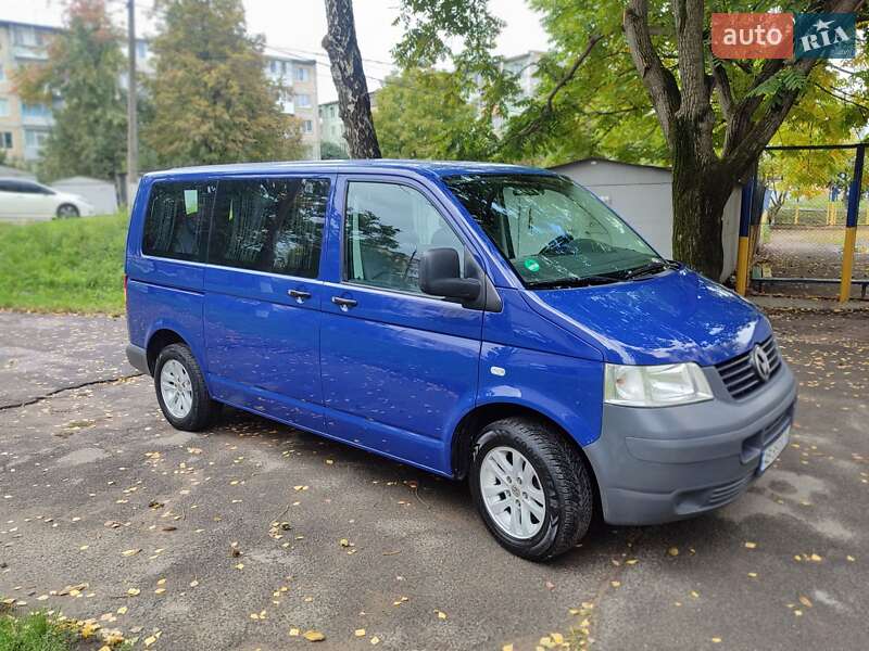 Минивэн Volkswagen Transporter 2006 в Виннице