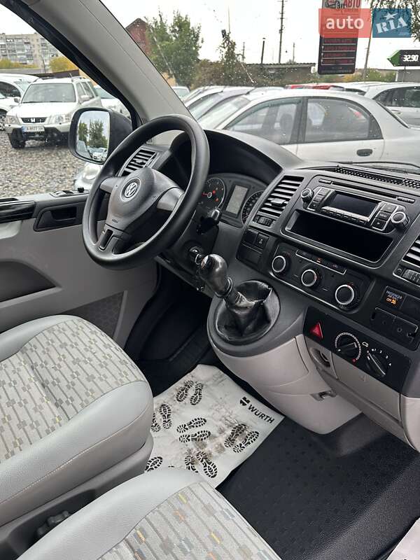 Минивэн Volkswagen Transporter 2011 в Смеле фото 20 Минивэн Volkswagen Transporter 2011 в Смеле