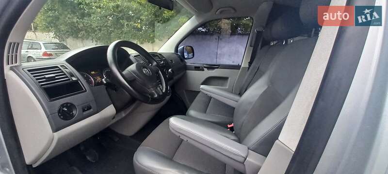 Минивэн Volkswagen Transporter 2009 в Броварах