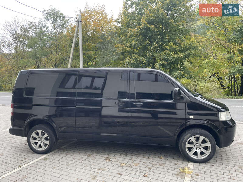 Минивэн Volkswagen Transporter 2007 в Яремче