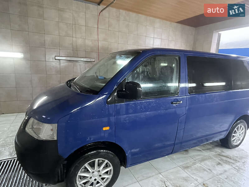 Минивэн Volkswagen Transporter 2005 в Кременце