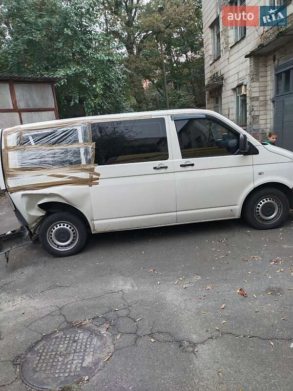 Минивэн Volkswagen Transporter 2008 в Киеве