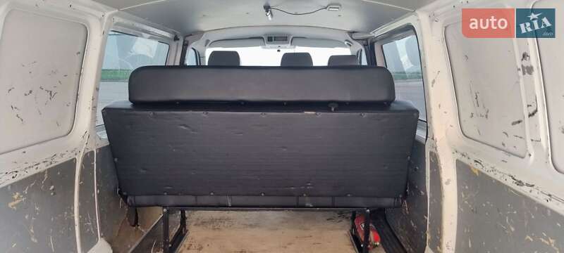 Грузопассажирский фургон Volkswagen Transporter 2013 в Херсоне фото 2 Грузопассажирский фургон Volkswagen Transporter 2013 в Херсоне