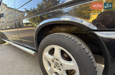 Минивэн Volkswagen Transporter 2002 в 