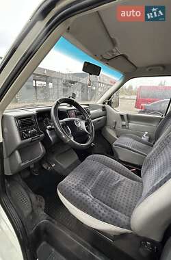 Вантажопасажирський фургон Volkswagen Transporter 1999 в 