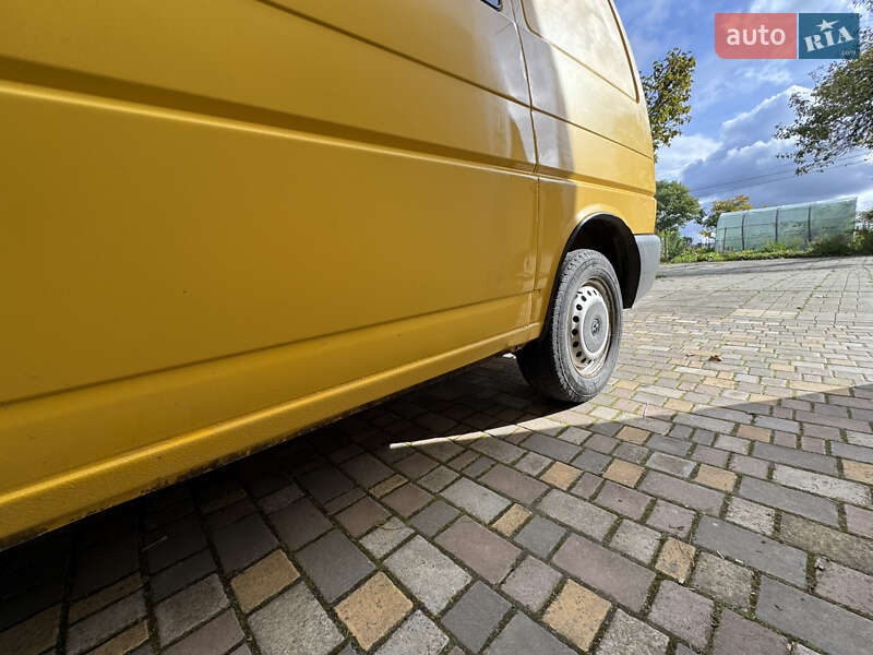 Минивэн Volkswagen Transporter 1999 в Самборе