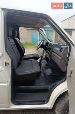 Минивэн Volkswagen Transporter 2002 в 