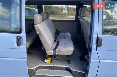 Минивэн Volkswagen Transporter 2002 в 