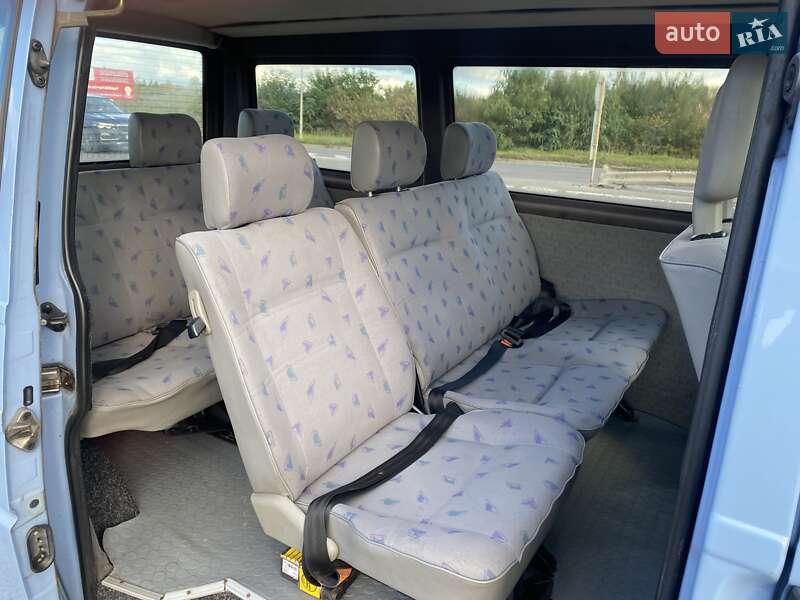 Минивэн Volkswagen Transporter 2002 в Львове