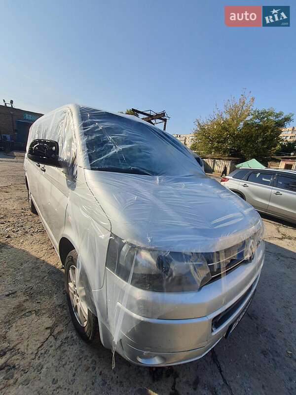 Минивэн Volkswagen Transporter 2010 в Киеве