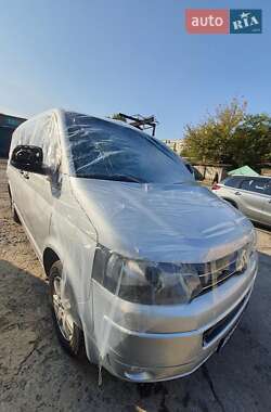 Минивэн Volkswagen Transporter 2010 в 