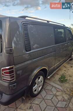 Вантажний фургон Volkswagen Transporter 2012 в 
