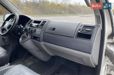 Мінівен Volkswagen Transporter 2004 в 
