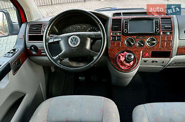 Минивэн Volkswagen Transporter 2005 в 