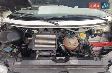 Грузопассажирский фургон Volkswagen Transporter 2002 в 