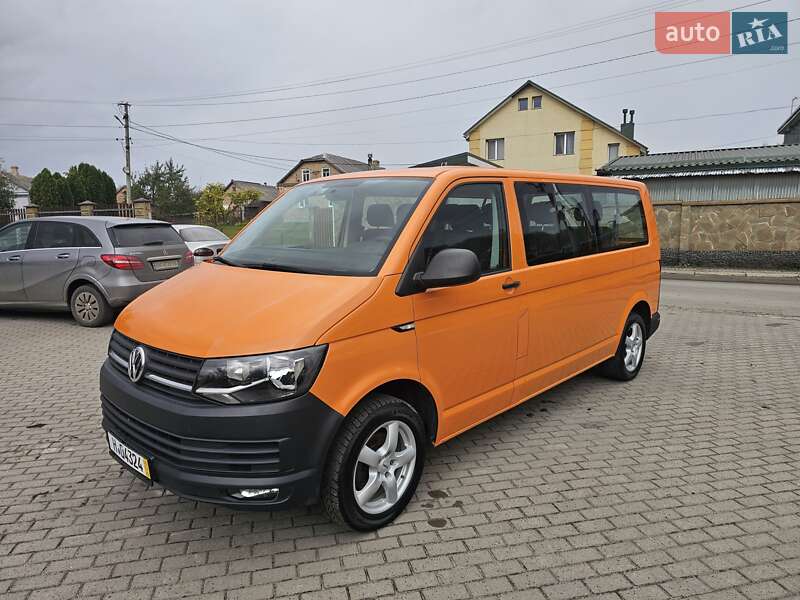 Минивэн Volkswagen Transporter 2018 в 