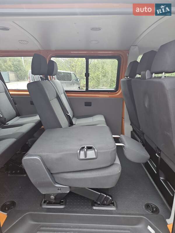 Мінівен Volkswagen Transporter 2018 в Рівному