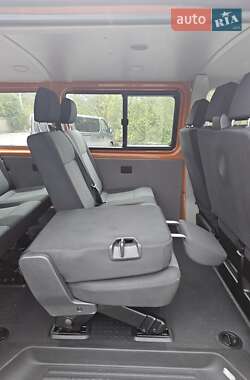 Минивэн Volkswagen Transporter 2018 в 