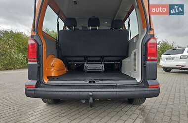 Минивэн Volkswagen Transporter 2018 в 