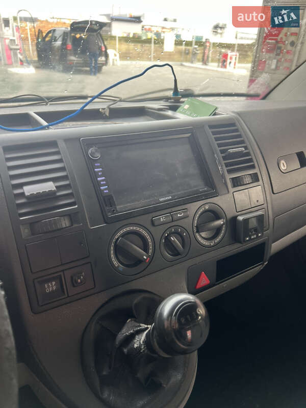 Минивэн Volkswagen Transporter 2007 в Хусте