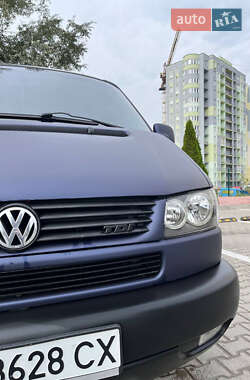 Минивэн Volkswagen Transporter 2002 в 