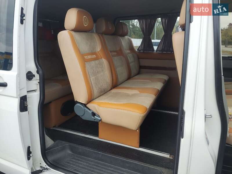 Мінівен Volkswagen Transporter 2007 в Сарнах