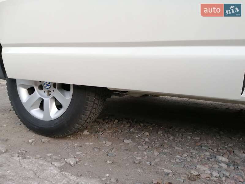 Минивэн Volkswagen Transporter 2006 в Запорожье