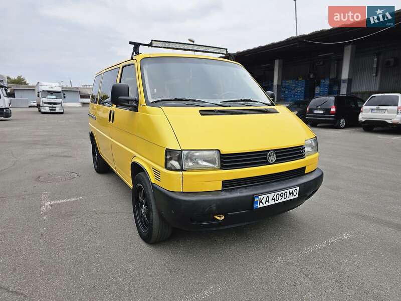 Минивэн Volkswagen Transporter 1999 в Киеве