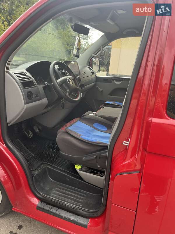 Минивэн Volkswagen Transporter 2007 в Жовкве