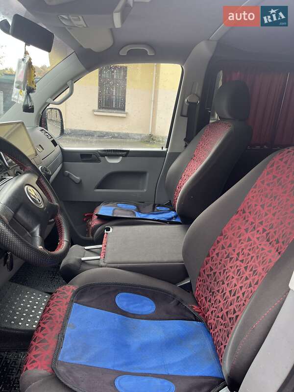 Минивэн Volkswagen Transporter 2007 в Жовкве