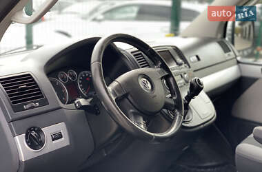 Минивэн Volkswagen Transporter 2009 в 