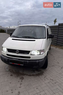 Вантажопасажирський фургон Volkswagen Transporter 2003 в Черкасах