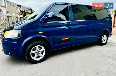 Минивэн Volkswagen Transporter 2010 в 