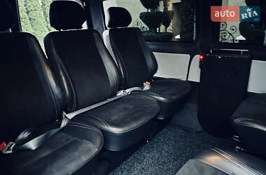 Минивэн Volkswagen Transporter 2010 в 
