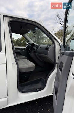 Минивэн Volkswagen Transporter 2006 в 