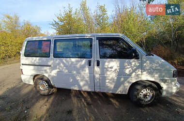 Минивэн Volkswagen Transporter 2000 в 