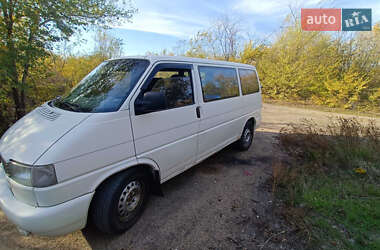 Минивэн Volkswagen Transporter 2000 в 