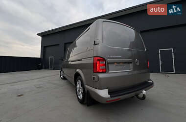 Грузовой фургон Volkswagen Transporter 2019 в  фото 25 Грузовой фургон Volkswagen Transporter 2019 в