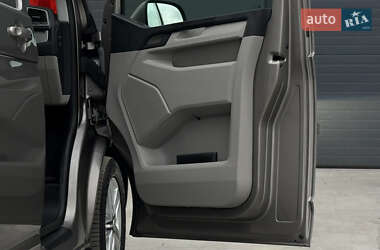 Грузовой фургон Volkswagen Transporter 2019 в  фото 61 Грузовой фургон Volkswagen Transporter 2019 в