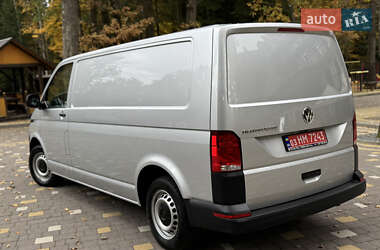 Грузовой фургон Volkswagen Transporter 2021 в 